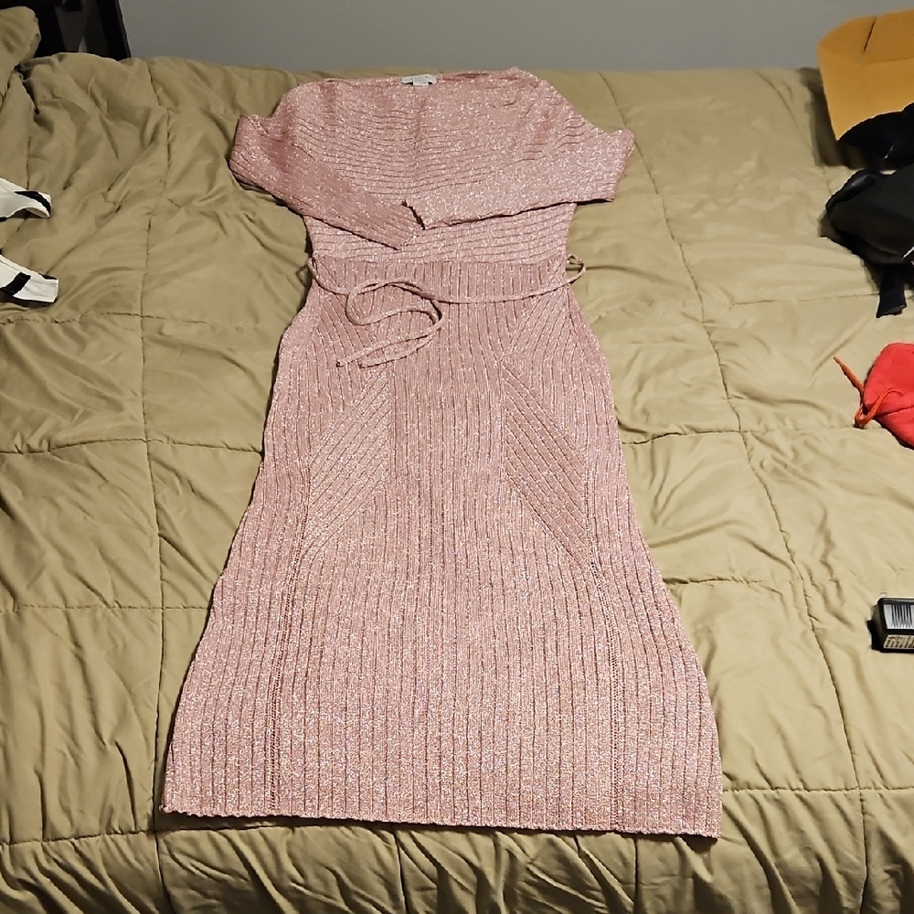 Elegant Pink Knit Dress